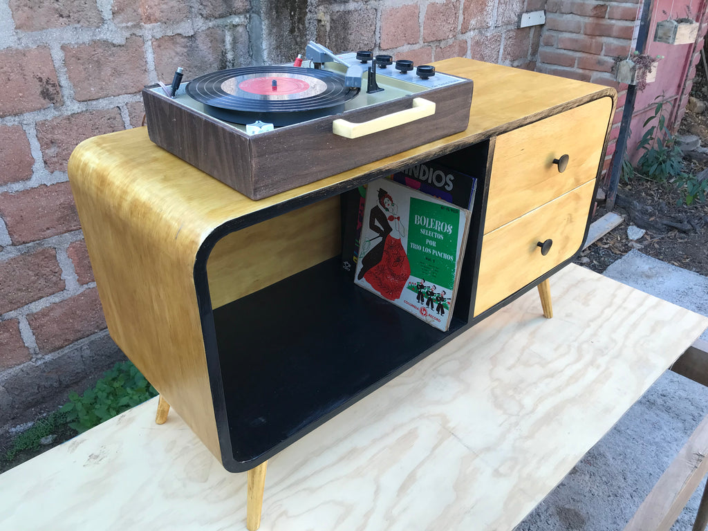 Mueble Curvo Vintage